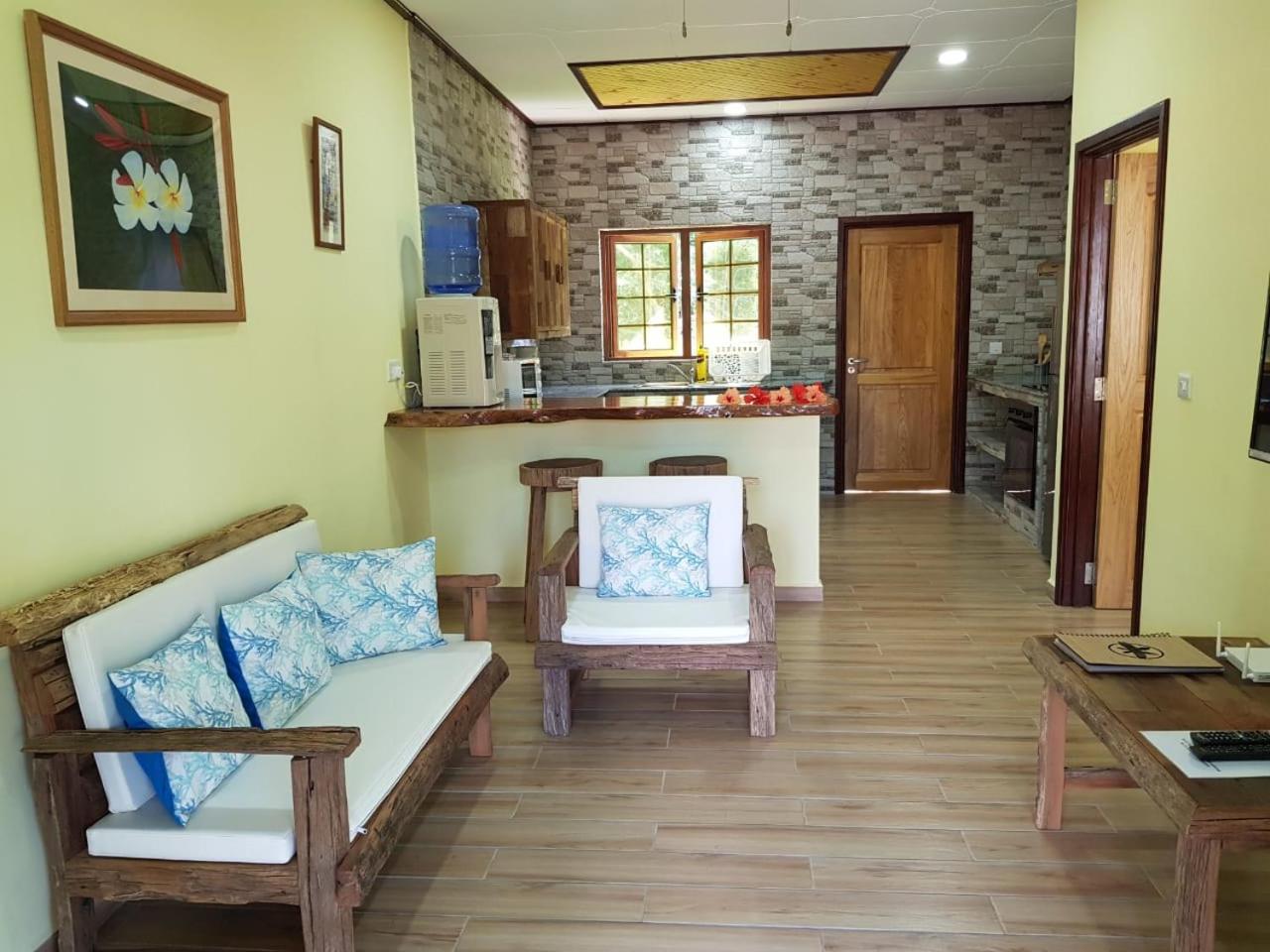 La Passe Holiday Villa La Digue Exteriör bild